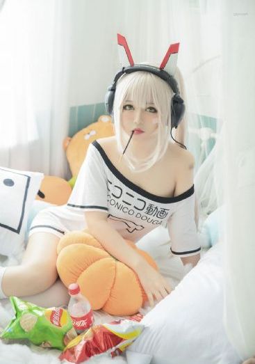 亚洲AV片不卡无码久久_剧情片完整视频观看