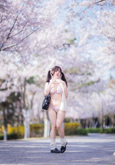 欧美juliaann精品一区_国产剧手机在线看