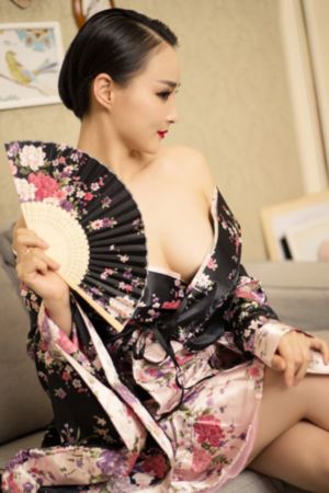 国产色拍_BD国语完整视频观看