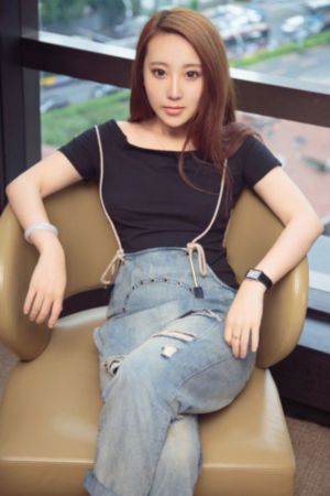 女教师《枫可怜》av在线播放_1080P在线观看视频