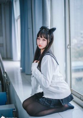 四月婷婷_BD国语免费观看