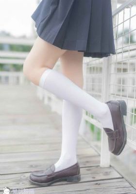 美女露出让男生揉_4K在线观看电视