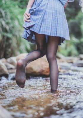 《隐姓亿万富翁》电影_720免费观看超清